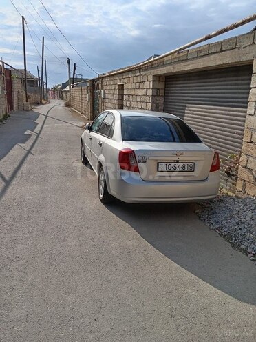Chevrolet Lacetti-3
