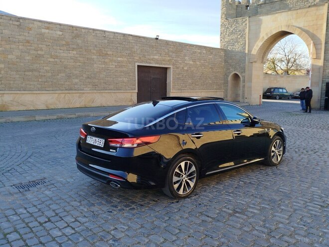 Kia K5-7