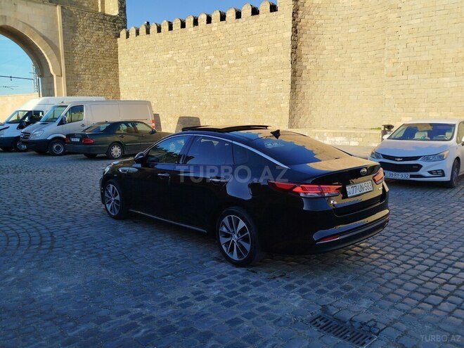 Kia K5-8