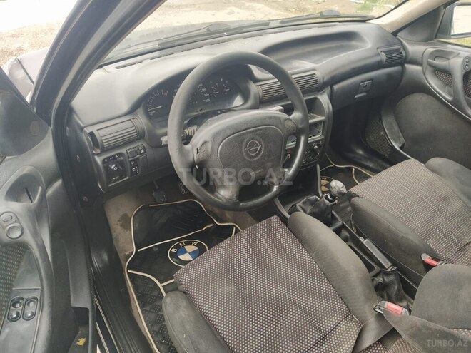 Opel Astra 1993, 356,985 km - 1.6 l - Sumqayıt