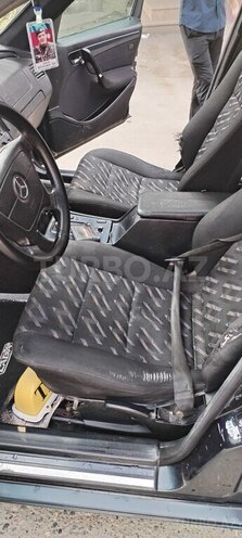 Mercedes C 220 d 1999, 827,744 km - 2.2 l - Saatlı