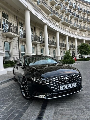 Hyundai Grandeur-1
