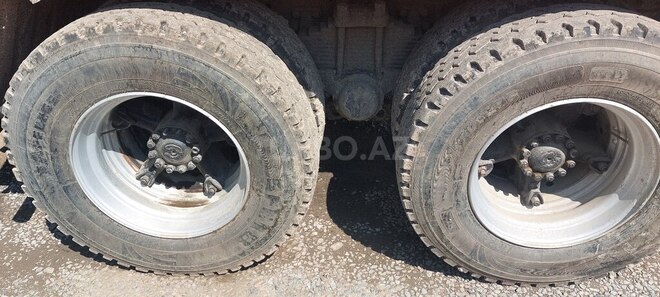 KamAz 55111 1981, 9,864,646 km - 11.0 l - Gəncə