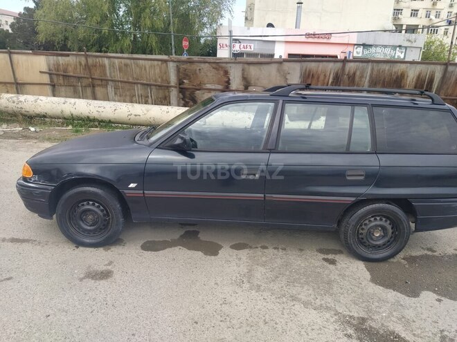 Opel Astra 1993, 356,985 km - 1.6 l - Sumqayıt