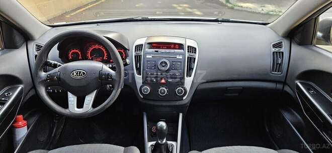 Kia  2010, 245,000 km - 1.4 l - Tovuz