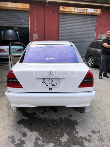 Mercedes C 220 1996, 330,000 km - 2.2 l - Bakı
