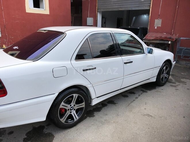 Mercedes C 220 1996, 330,000 km - 2.2 l - Bakı