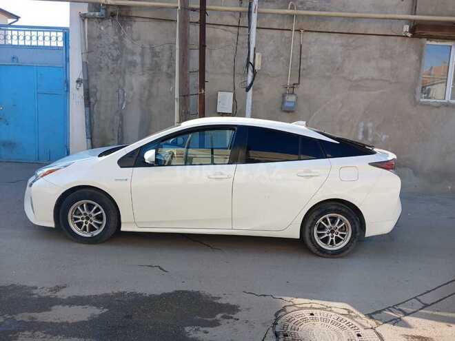 Toyota Prius 2018, 122,000 km - 1.8 л - Bakı