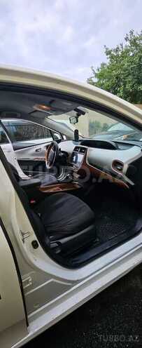 Toyota Prius 2018, 122,000 km - 1.8 л - Bakı