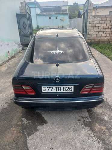Mercedes E 280 1999, 364,179 km - 2.8 l - Bakı