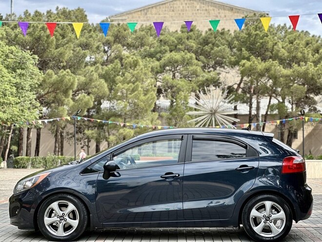Kia Rio 2013, 256,800 km - 1.6 l - Bakı