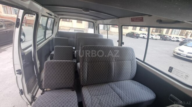 Toyota HiAce 1998, 261,000 km - 2.8 l - Bakı