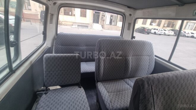 Toyota HiAce 1998, 261,000 km - 2.8 l - Bakı
