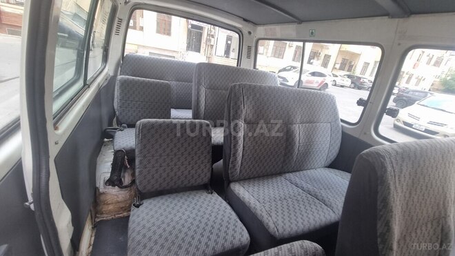 Toyota HiAce 1998, 261,000 km - 2.8 l - Bakı