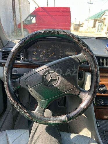 Mercedes 230 E 1990, 357,854 km - 2.3 l - Sumqayıt