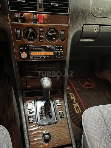 Mercedes C 200 1995, 309,000 km - 2.0 l - Bakı