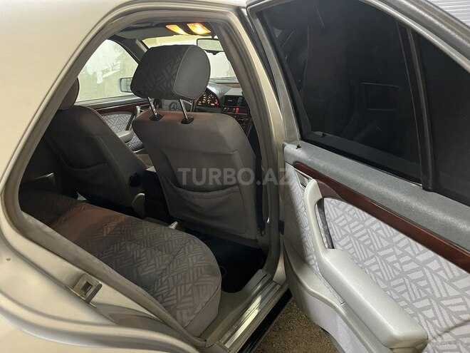 Mercedes C 200 1995, 309,000 km - 2.0 l - Bakı