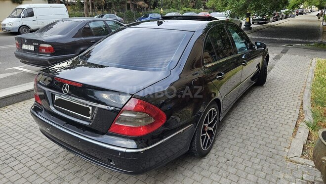 Mercedes E 220 d 2005, 389,000 km - 2.2 l - Bakı