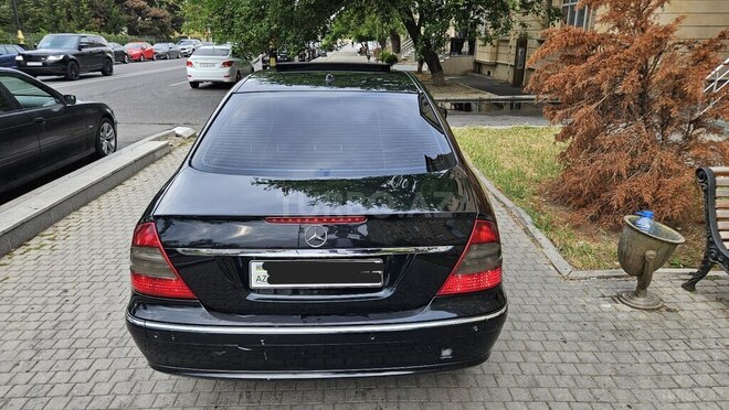 Mercedes E 220 d 2005, 389,000 km - 2.2 l - Bakı