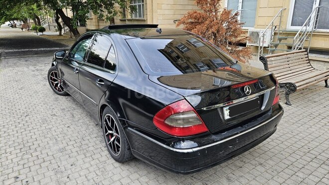 Mercedes E 220 d 2005, 389,000 km - 2.2 l - Bakı