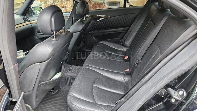 Mercedes E 220 d 2005, 389,000 km - 2.2 l - Bakı