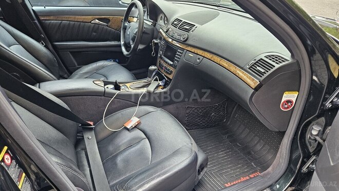 Mercedes E 220 d 2005, 389,000 km - 2.2 l - Bakı