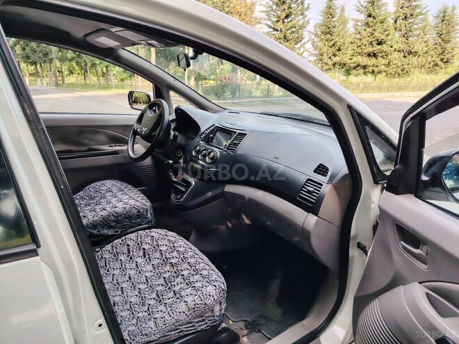 Mitsubishi Grandis 2005, 373,000 km - 2.4 l - Qax