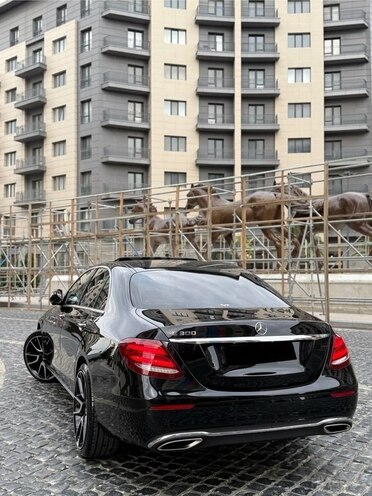 Mercedes E 300 2019, 120,000 km - 2.0 l - Bakı