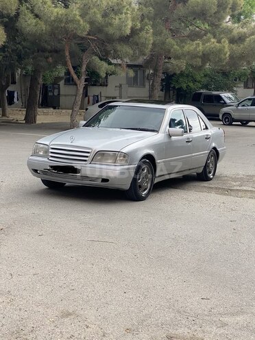 Mercedes C 180 1995, 215,115 km - 1.8 l - Bakı