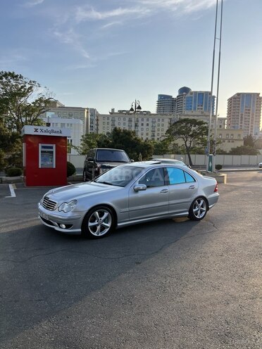 Mercedes C 230 2006, 283,000 km - 2.5 l - Bakı