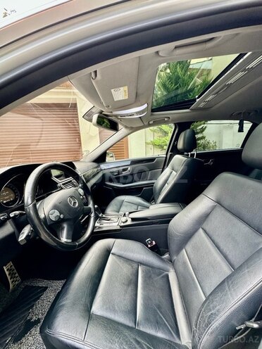 Mercedes E 220 d 2011, 247,515 km - 2.2 l - Bakı