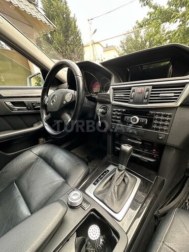Mercedes E 220 d 2011, 247,515 km - 2.2 l - Bakı