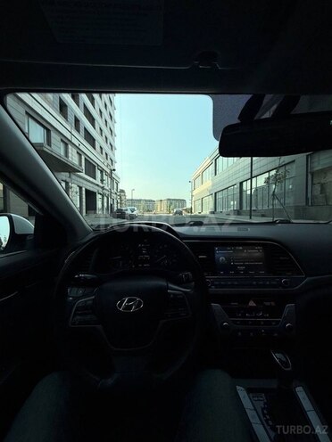 Hyundai Elantra 2016, 64,000 km - 2.0 l - Bakı