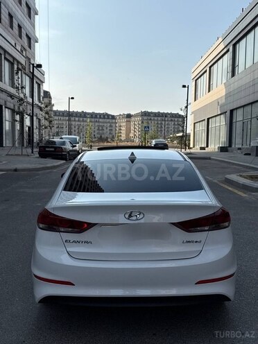Hyundai Elantra 2016, 64,000 km - 2.0 l - Bakı