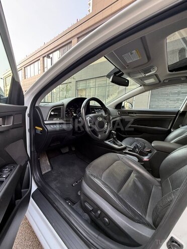 Hyundai Elantra 2016, 64,000 km - 2.0 l - Bakı