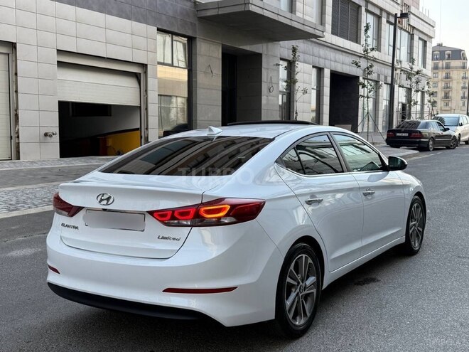 Hyundai Elantra 2016, 64,000 km - 2.0 l - Bakı