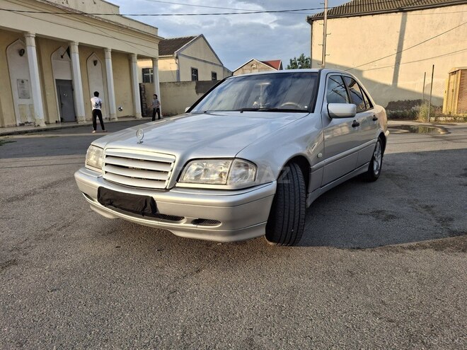 Mercedes C 180 1998, 380,000 km - 1.8 l - Bakı