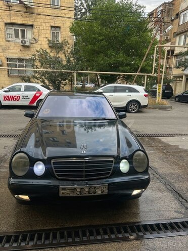 Mercedes E 220 d 2001, 512,000 km - 2.2 l - Bakı
