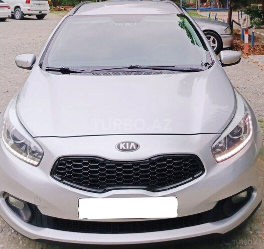 Kia Ceed 2012, 340,000 km - 1.4 l - Bərdə