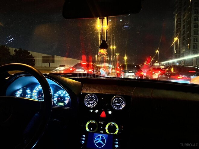 Mercedes C 240 1998, 330,000 km - 2.4 l - Bakı