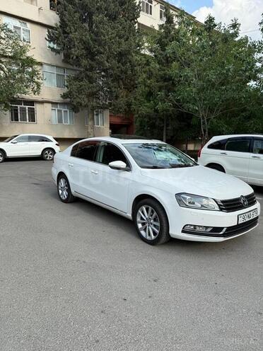Volkswagen Passat 2011, 273,000 km - 1.8 l - Bakı