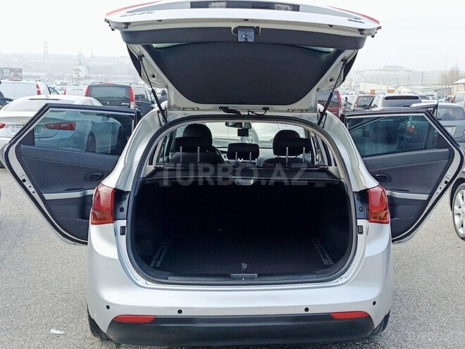 Kia Ceed 2012, 340,000 km - 1.4 l - Bərdə