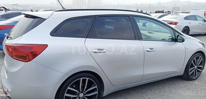 Kia Ceed 2012, 340,000 km - 1.4 l - Bərdə