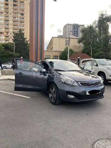 Kia Rio 2013, 231,000 km - 1.4 l - Bakı