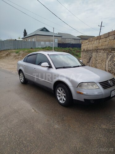 Volkswagen Passat 2003, 550,901 km - 1.8 л - Şirvan