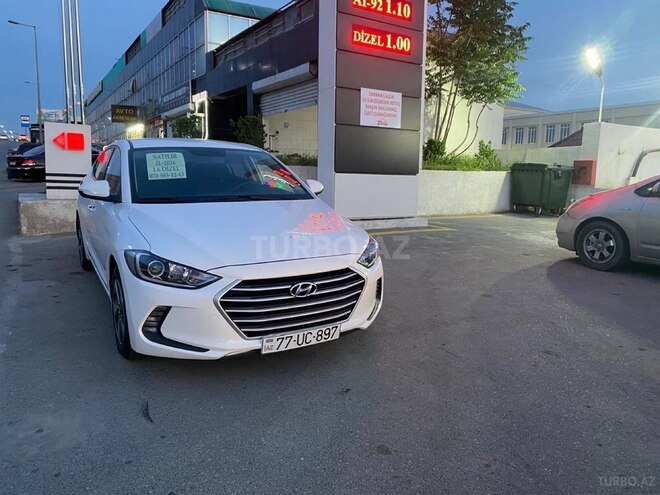 Hyundai Avante 2016, 205,147 km - 1.6 л - Bakı