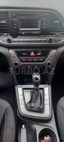 Hyundai Avante 2016, 205,147 km - 1.6 л - Bakı