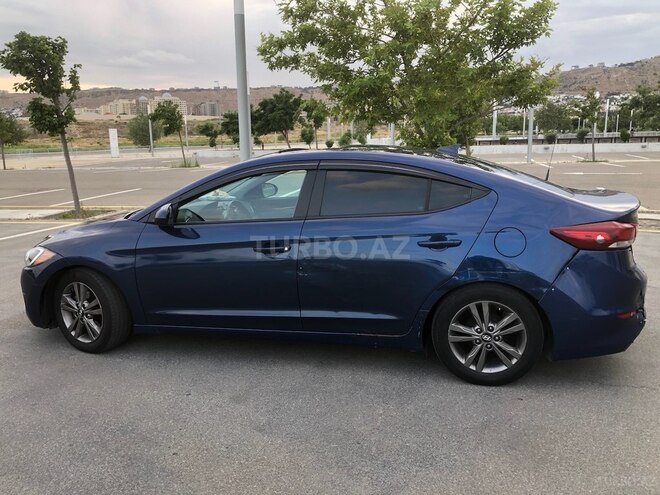 Hyundai Elantra 2017, 72,420 km - 2.0 l - Bakı