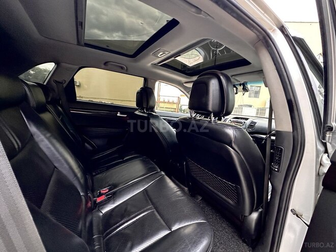 Kia Sorento-15