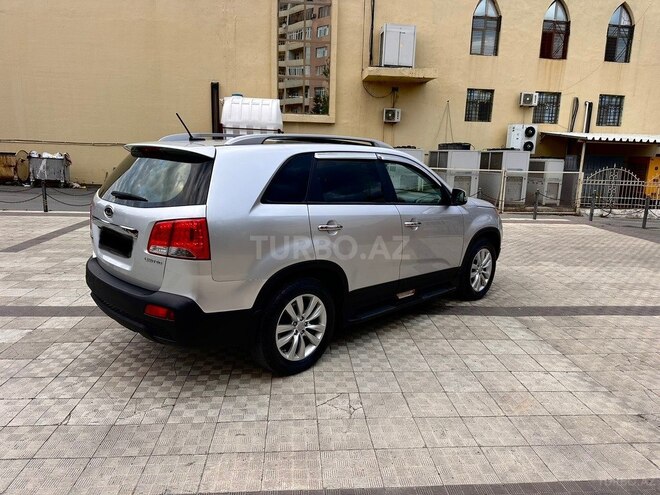 Kia Sorento-8